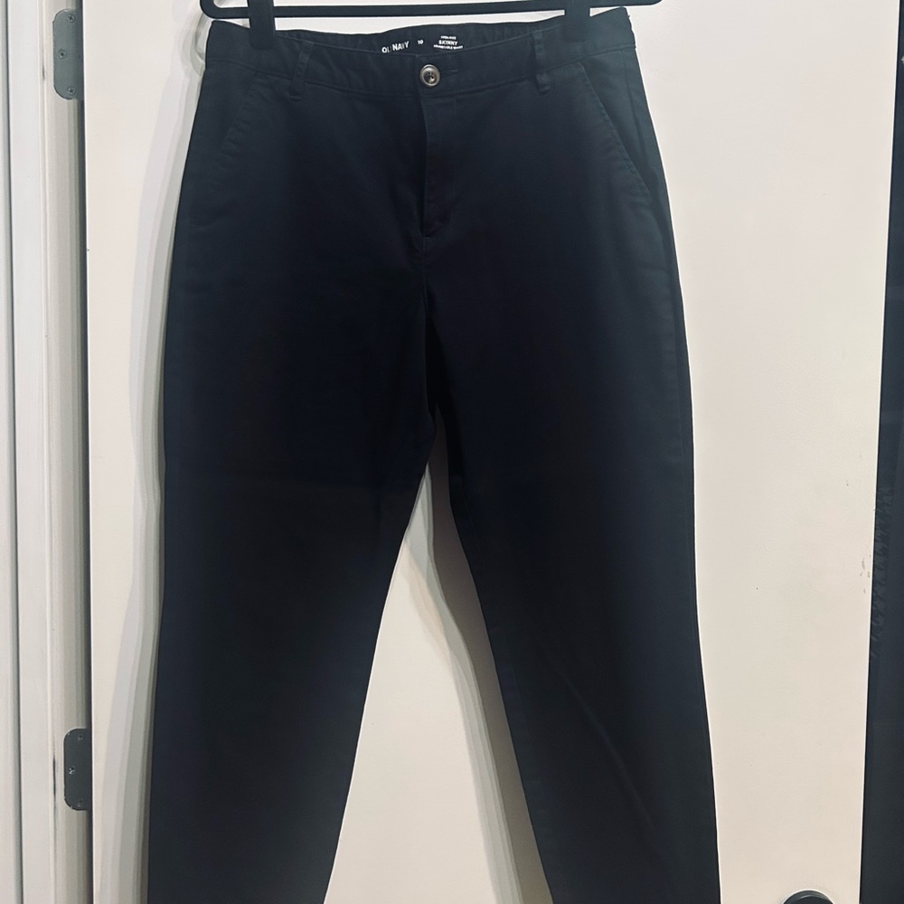 Women’s adjustable waist Old Navy ankle pants